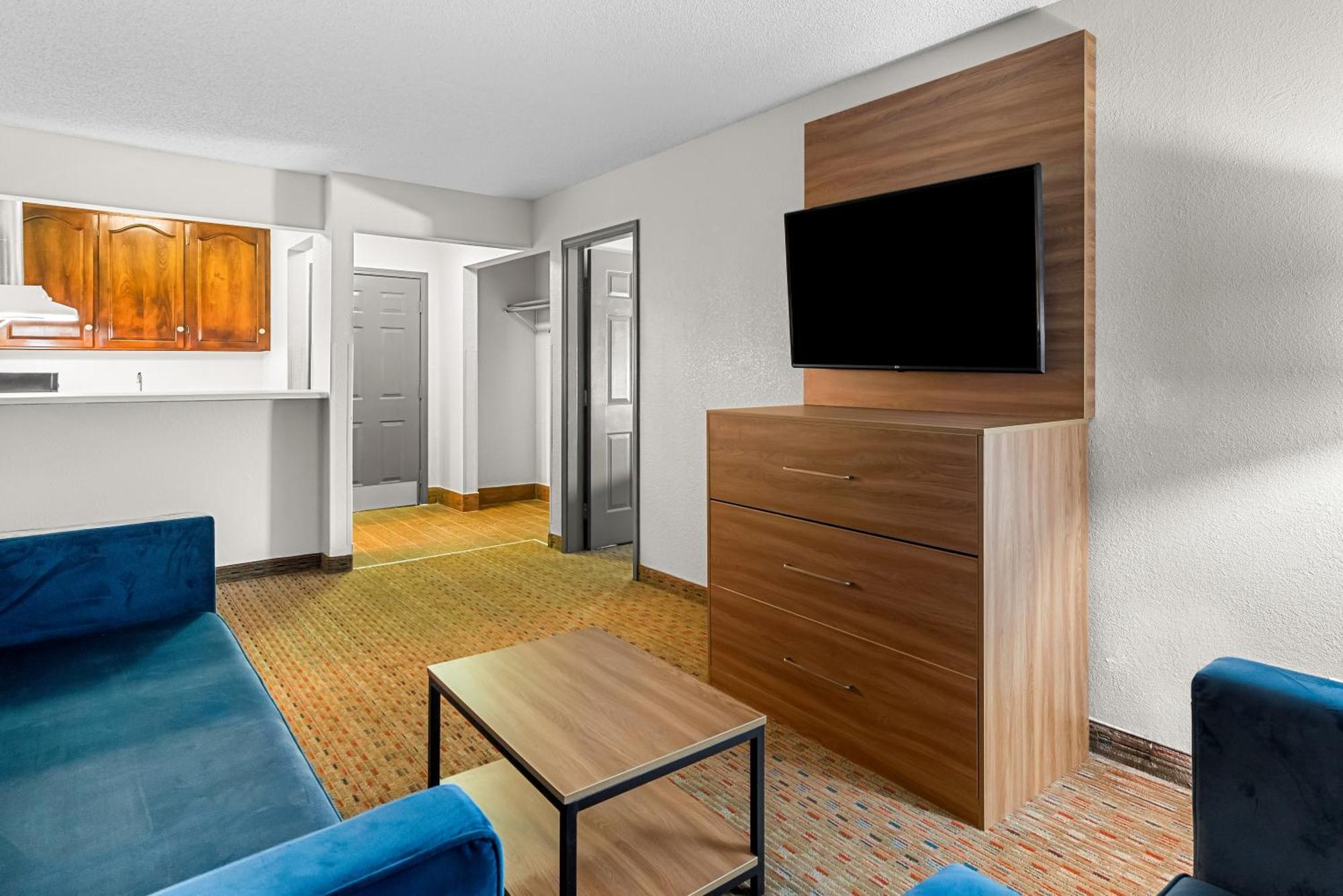 Quality Inn คอร์นีเลีย ภายนอก รูปภาพ